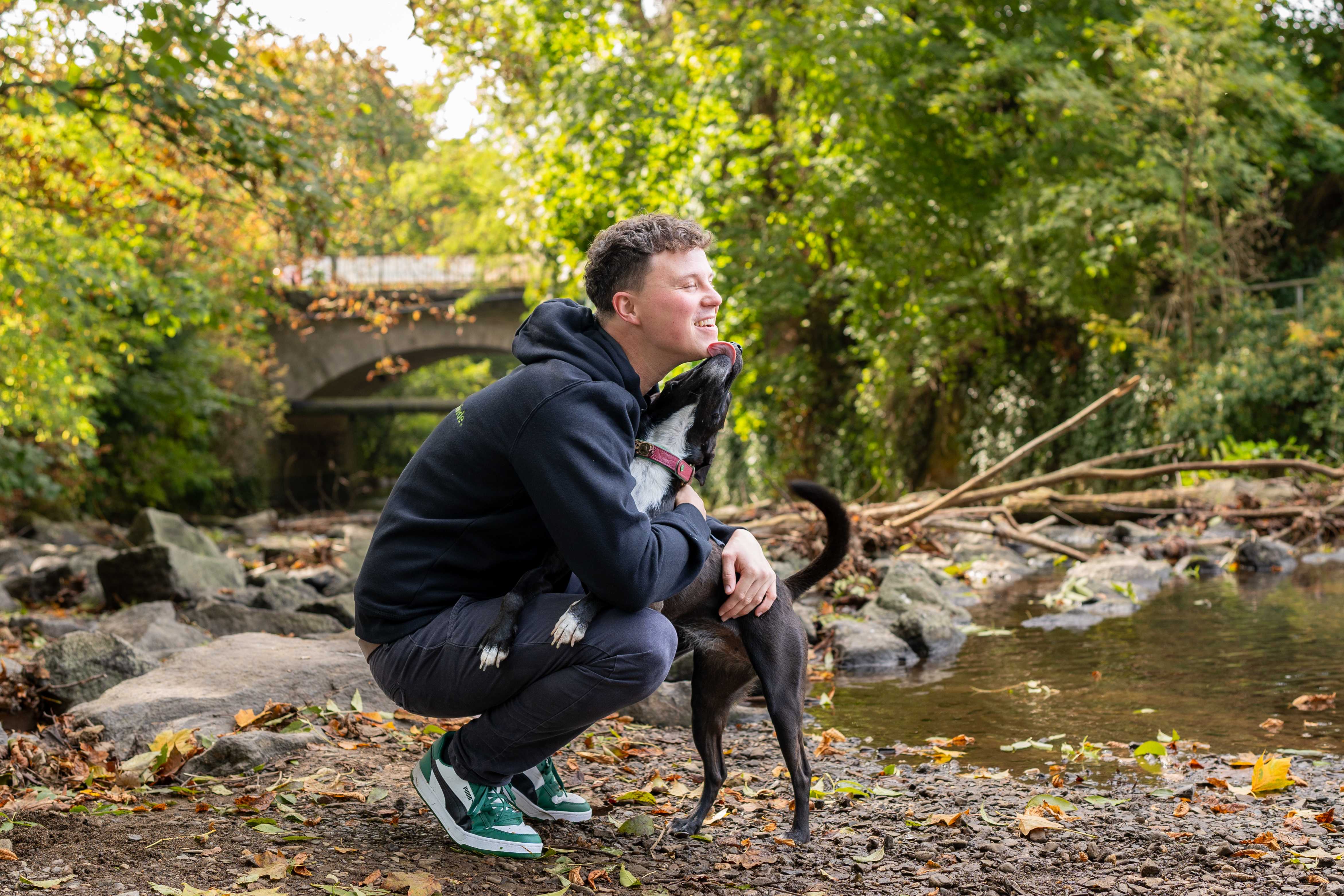 Felix Wohlleben mit seinem Hund